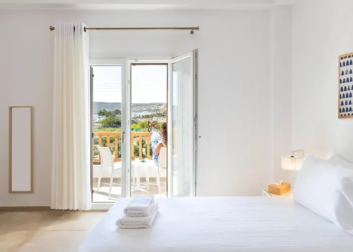 Отель Mykonaki 3*