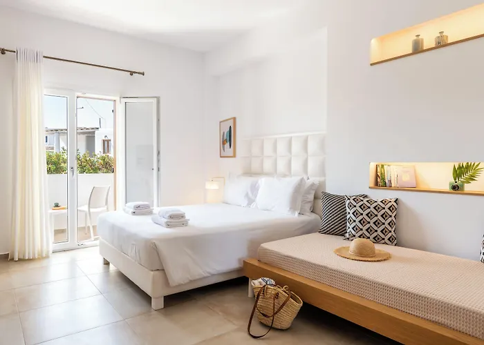 Отель Mykonaki 3*