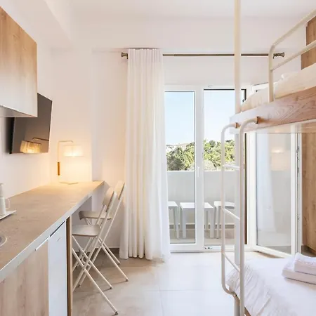 Mykonaki Hotel Ano Mera