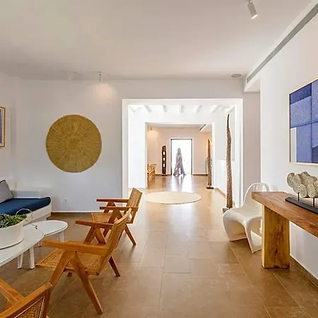 Mykonaki Hotel Ano Mera