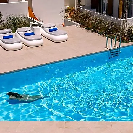 Hotel Mykonaki 3*