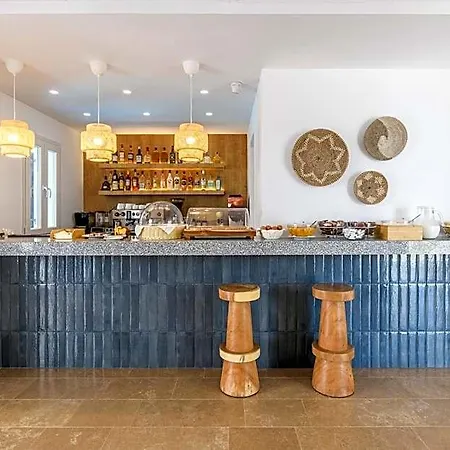 Mykonaki Hotel 3*